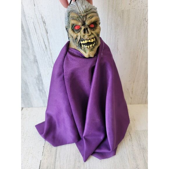 Vintage paper magic purple cape zombie mini hanging Goblin Halloween prop - Picture 5 of 9
